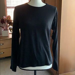 Like new Henri Bendel sweater!